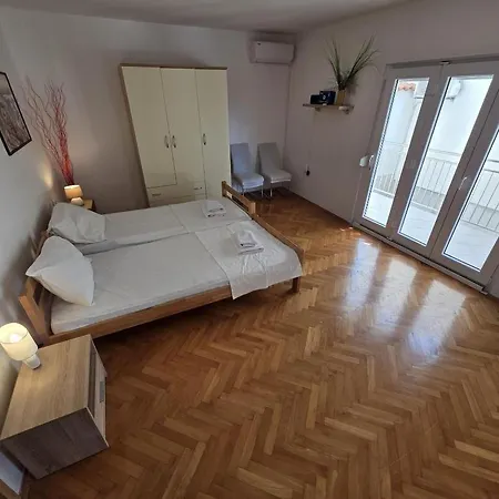 公寓 Near Center - Free Parking - Private Terrace 
