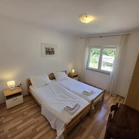 Near Center - Free Parking - Private Terrace 